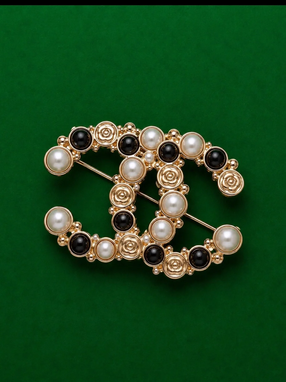 🔥CHANEL Classic CC crystal brooch